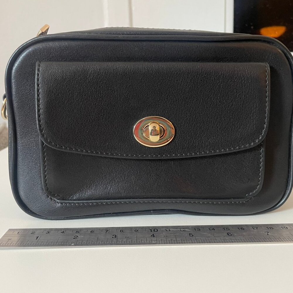 Crossbody bag